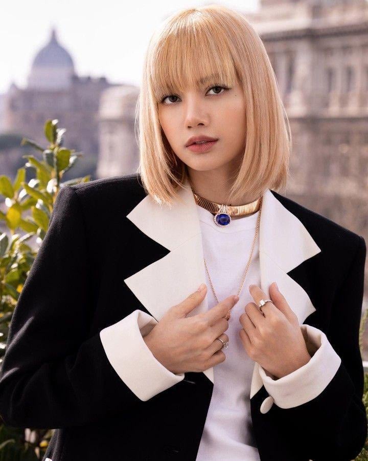 Cute Lisa