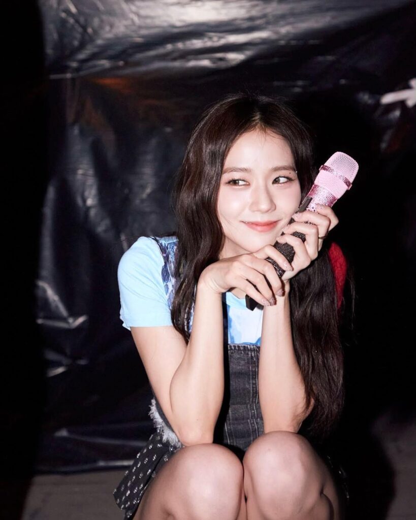 230426 Jisoo