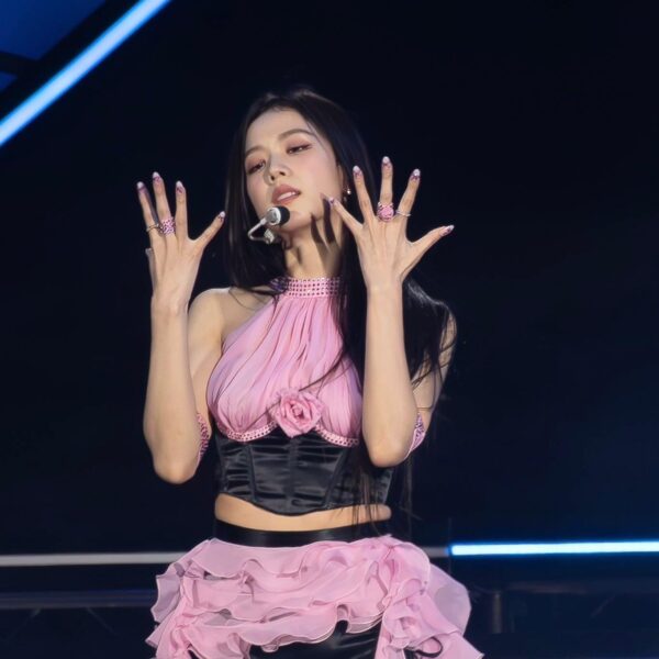 230415 Jisoo