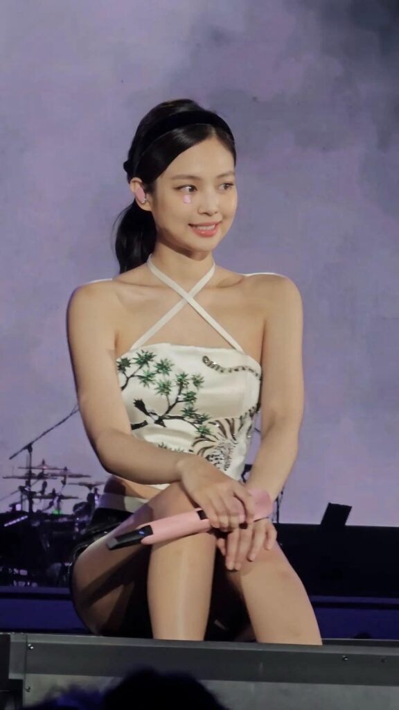 230304 Jennie