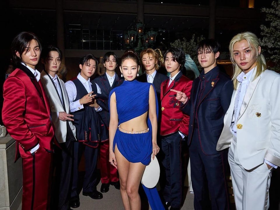 240506 JENNIE w/ Stray Kids @ Met Gala 2024