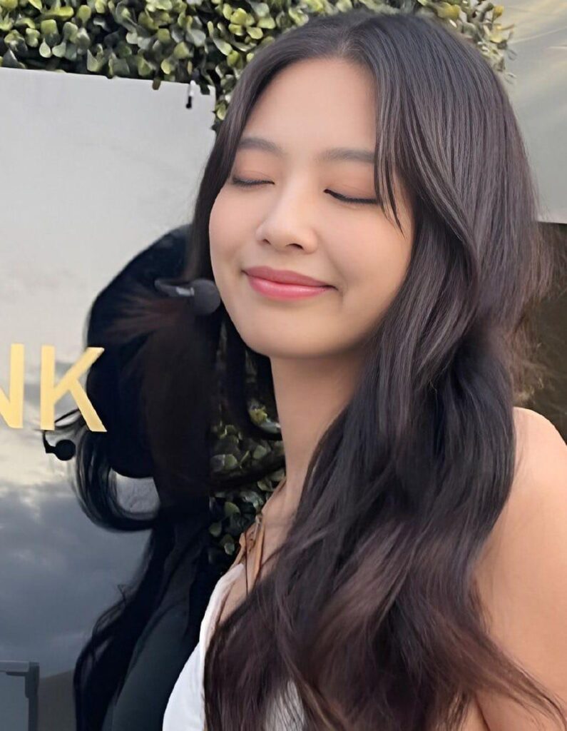 Jennie!!