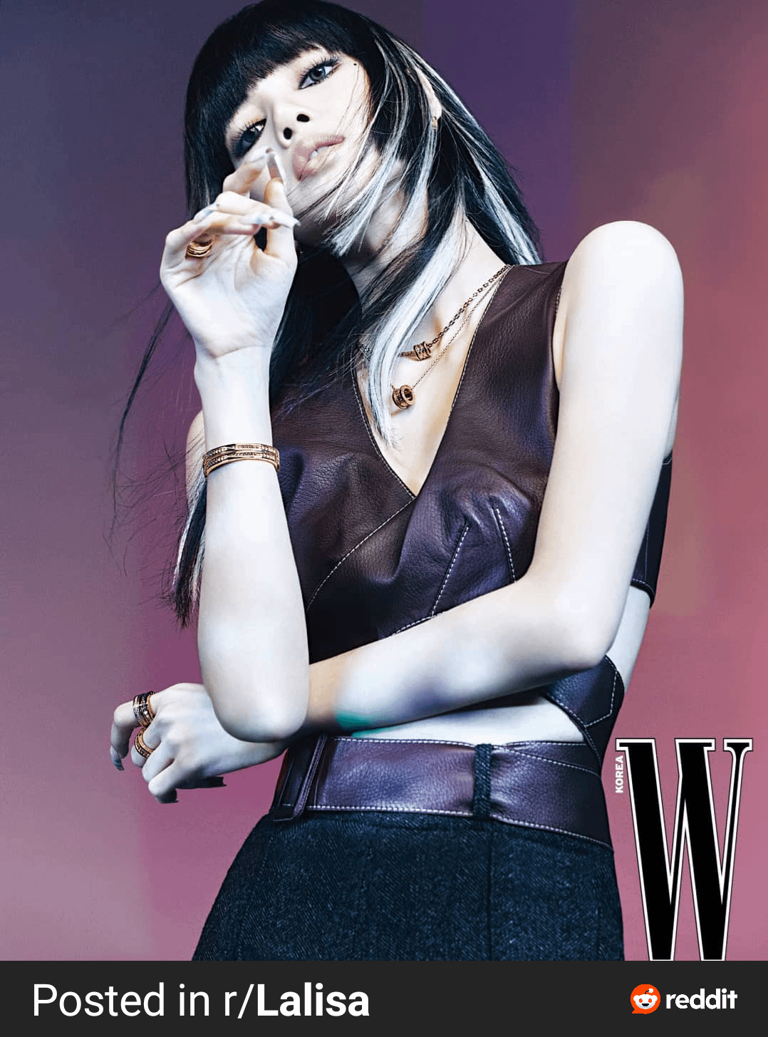 Lisa Manoban W Korea