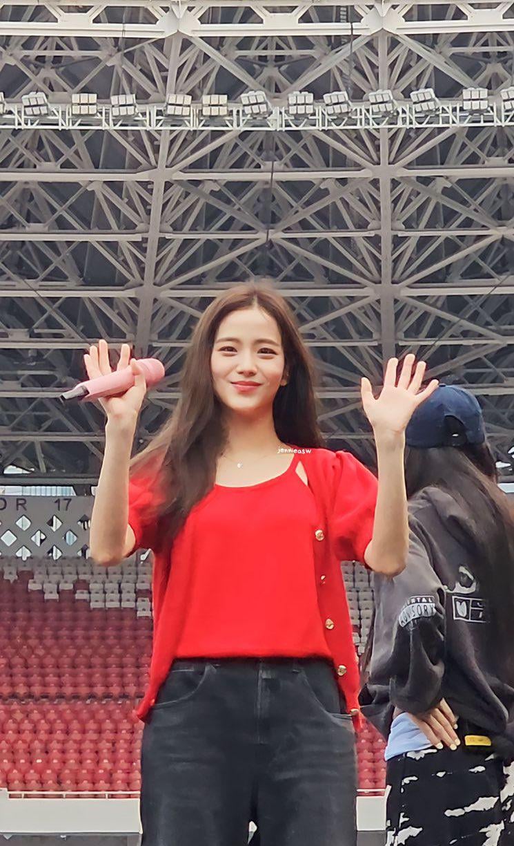 230311 Jisoo