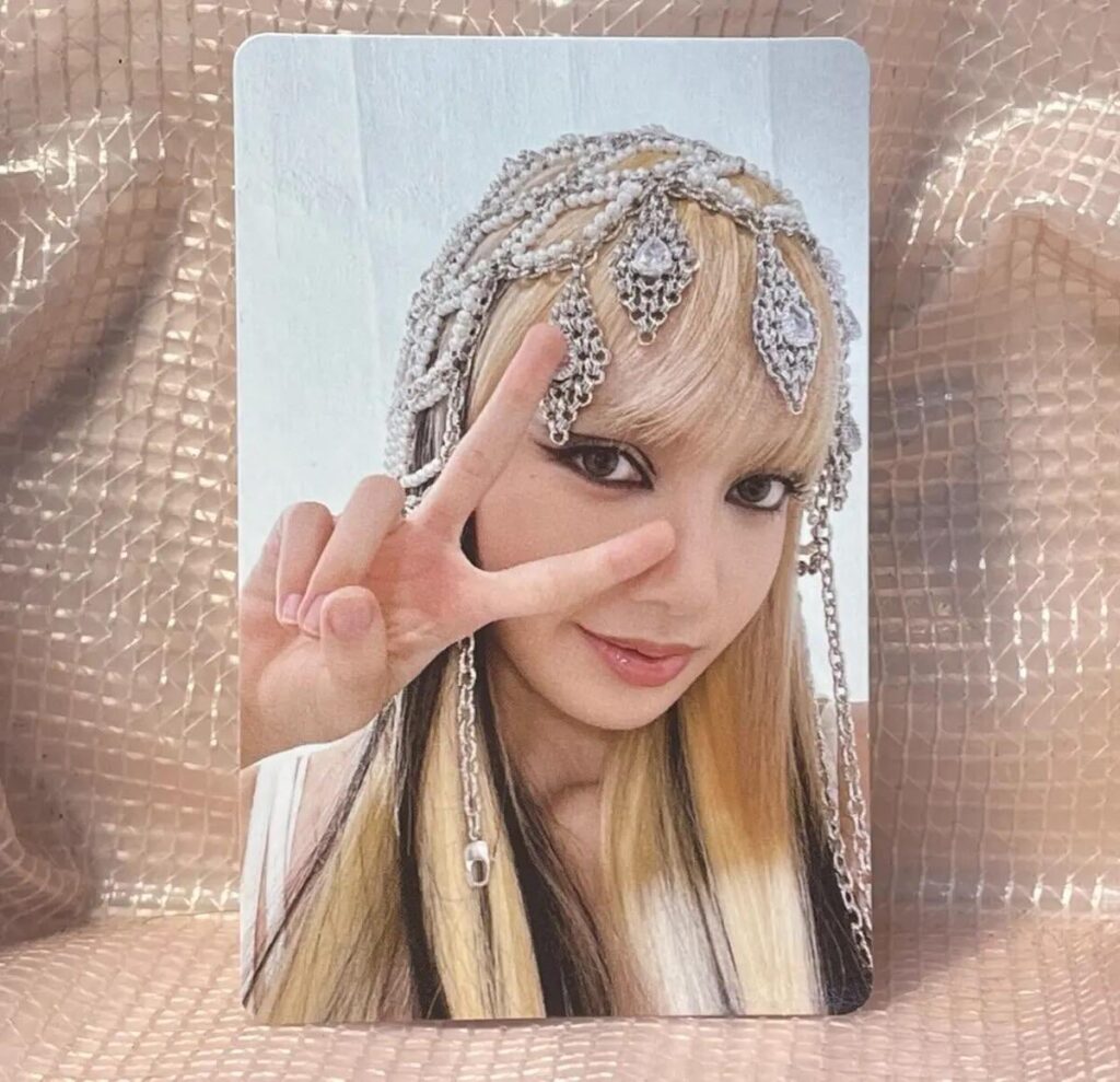 Lisa Photocards