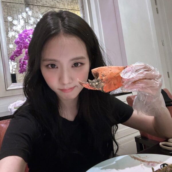 240711 Jisoo Bubble Update