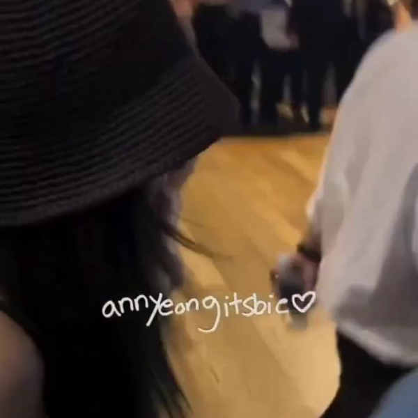 240731 Suzy & Jennie spotted together at the VIP Premiere of Revolver