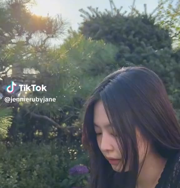 240703 Jennie TikTok Update