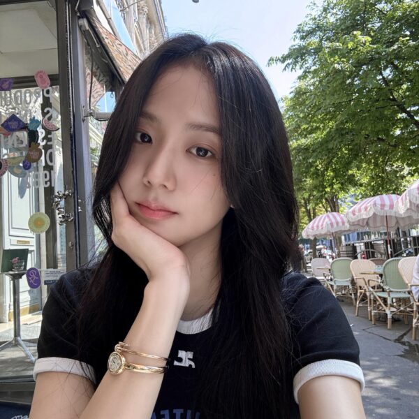 240705 Jisoo Bubble Update