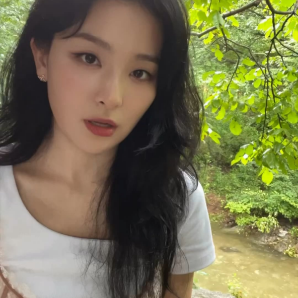 240815 Seulgi YouTube Shorts Update w/ Jisoo