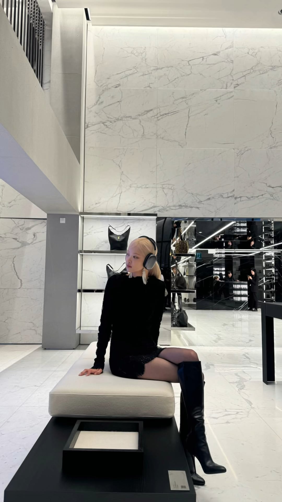 240903 Rosé IG Story Update