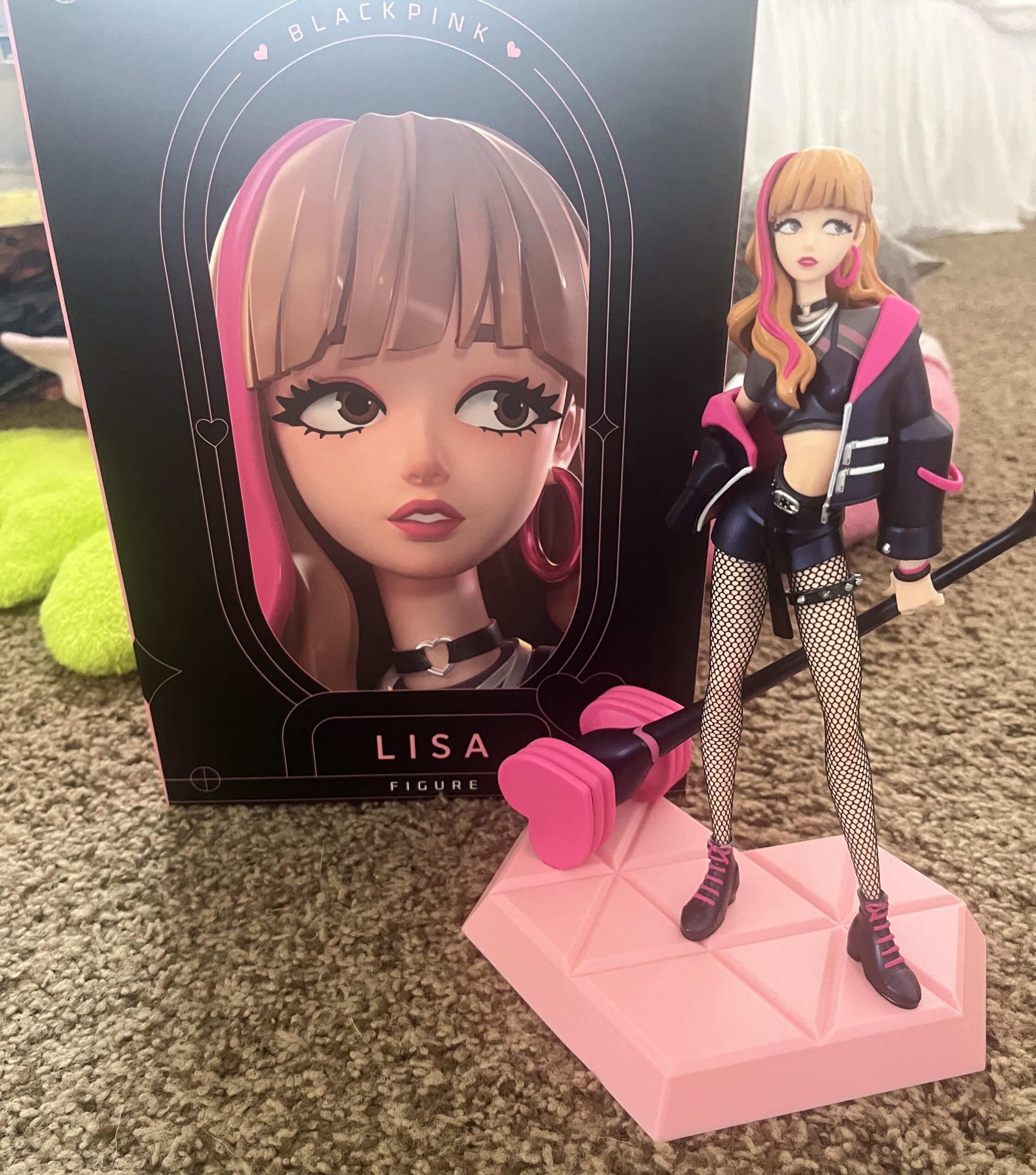 lisa figure!!