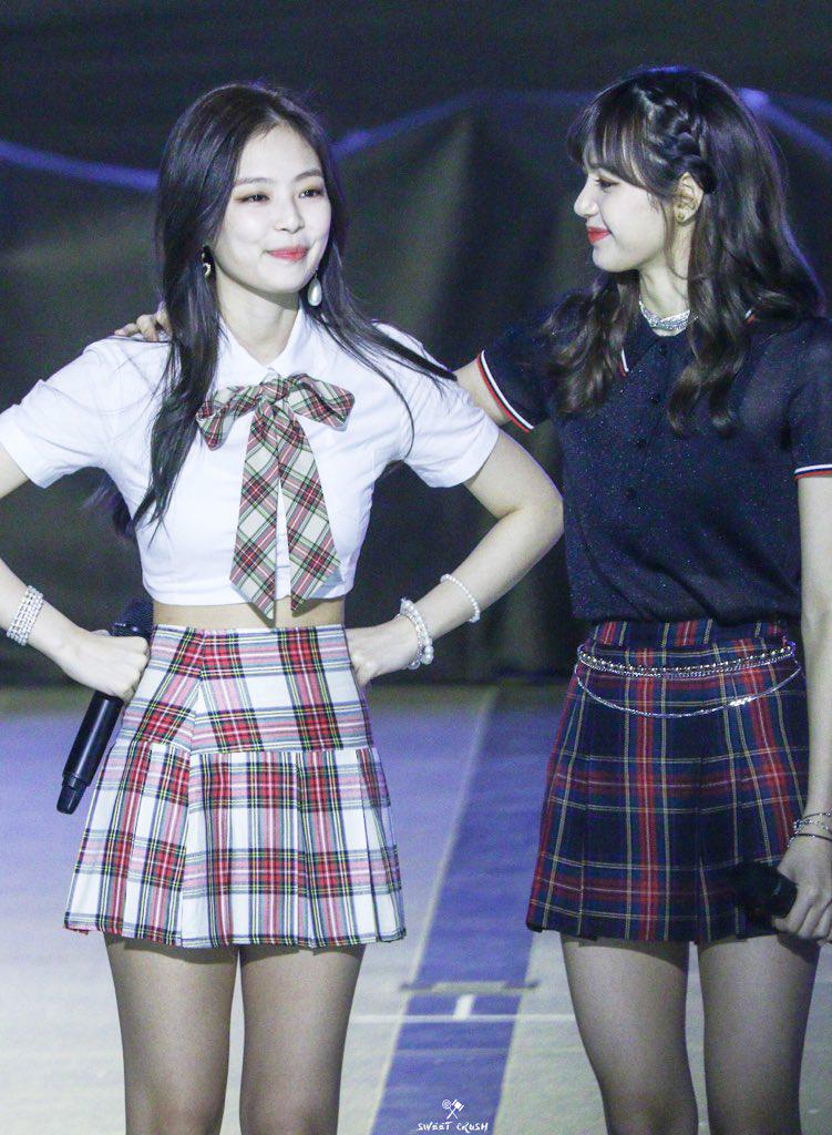 Jennie and Lisa