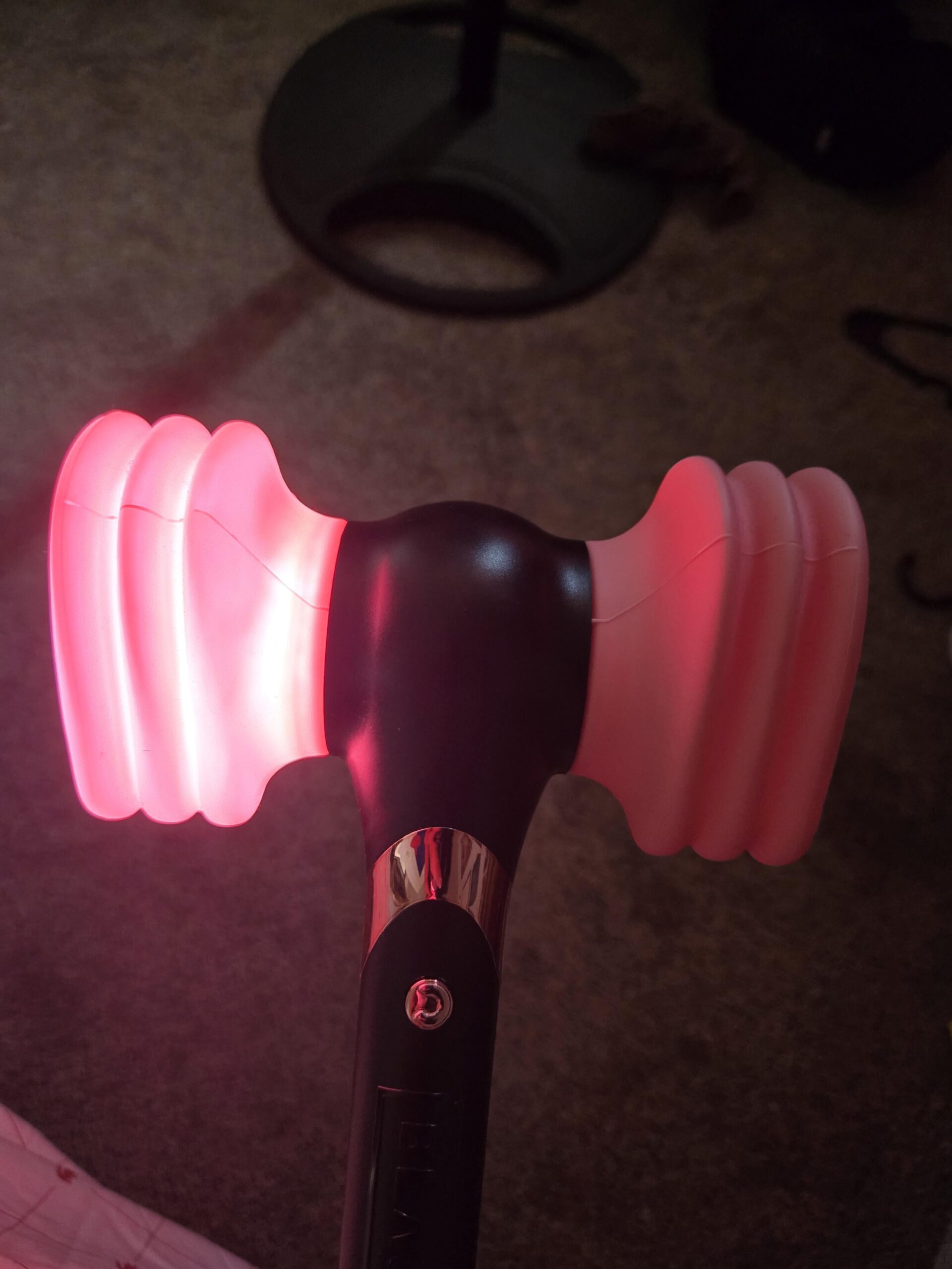 250707 BlackPink lightstick only lights up on one side