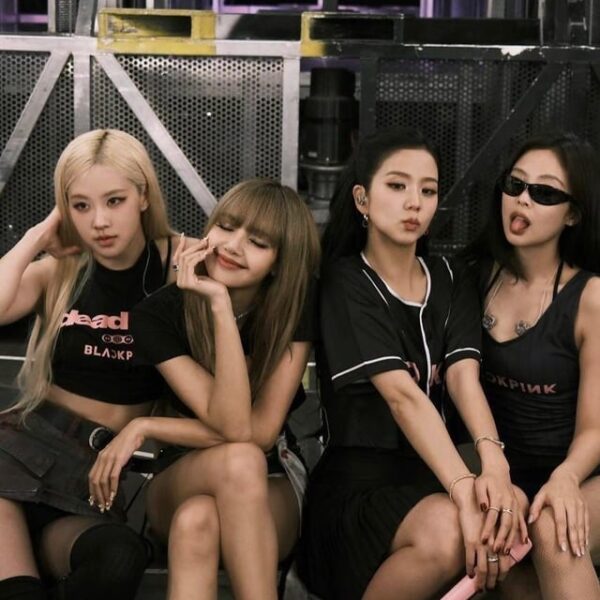 250717 Jisoo IG Update w/ ROSÉ
