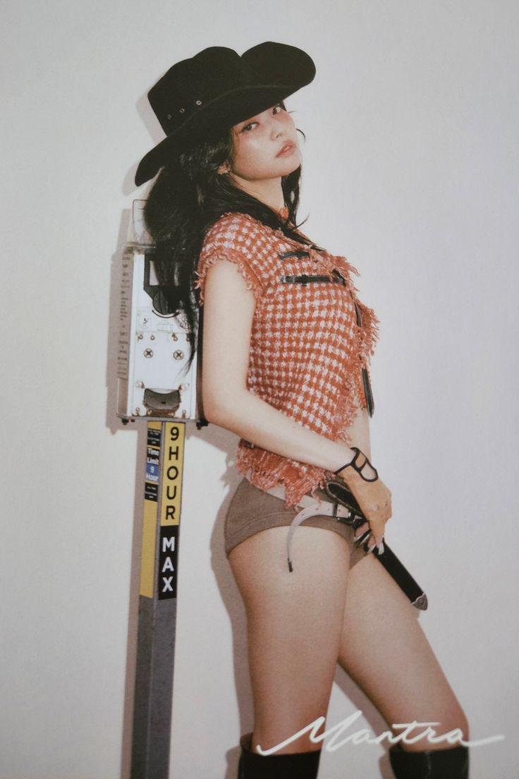 JENNIE 'Mantra' Photobook Scan