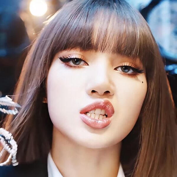 250721 LaLisa Money