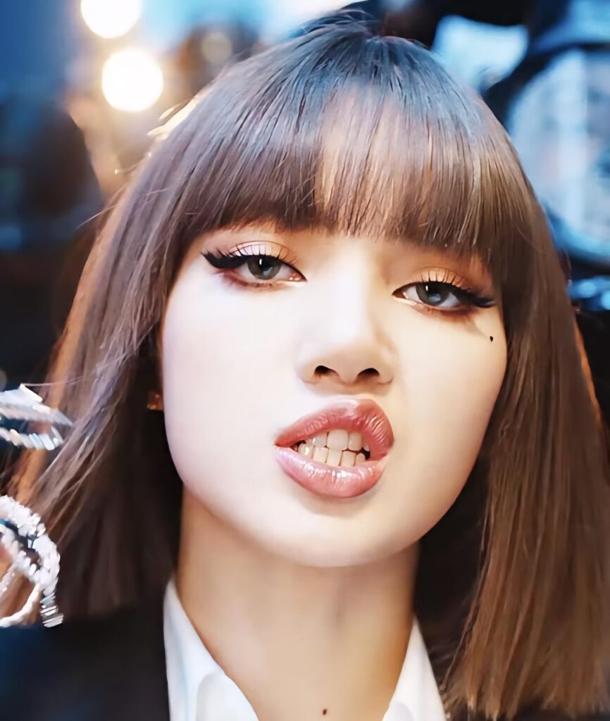 250721 LaLisa Money