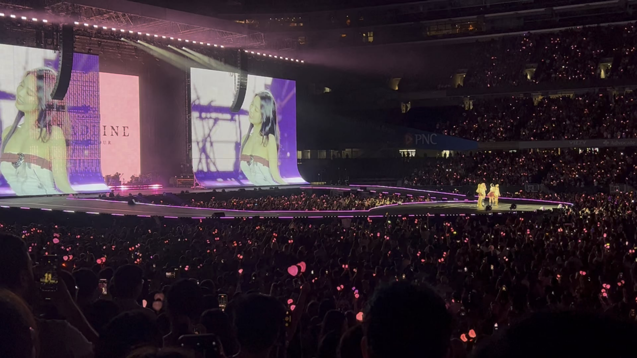 250722 Rosé giving Chicago a shout-out