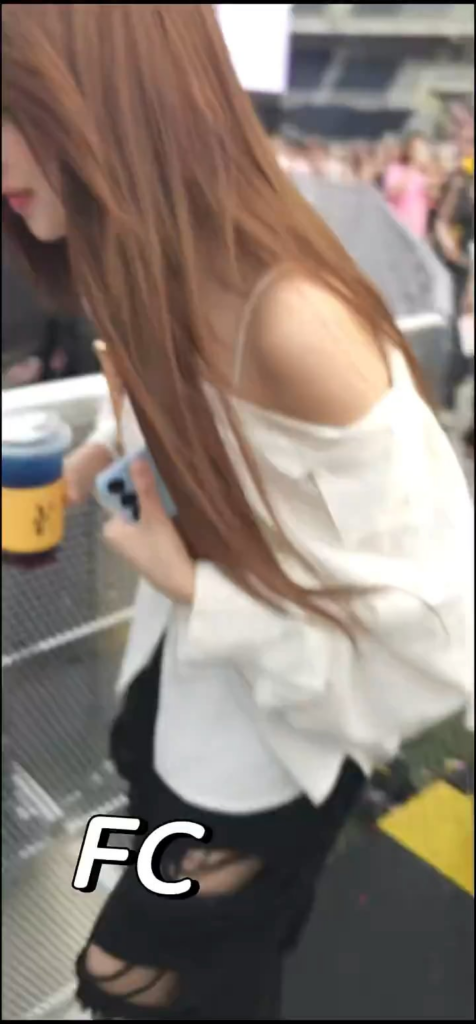 250706 LE SSERAFIM @ BLACKPINK WORLD TOUR <DEADLINE> IN GOYANG D2