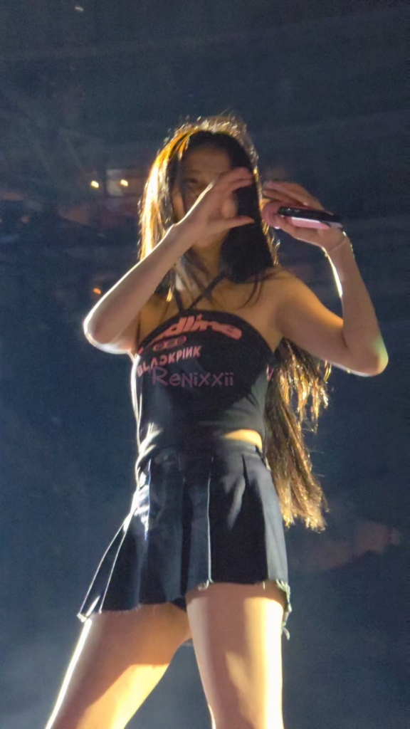 250719 Jisoo's beauty is unreal up close