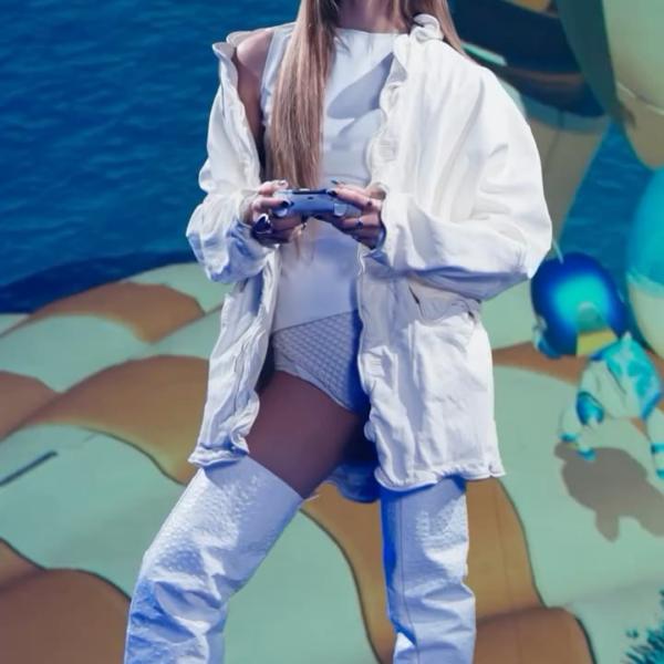 Lisa x PlayStation
