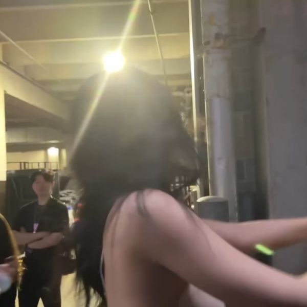 Jennie dancing so adorably - 250720