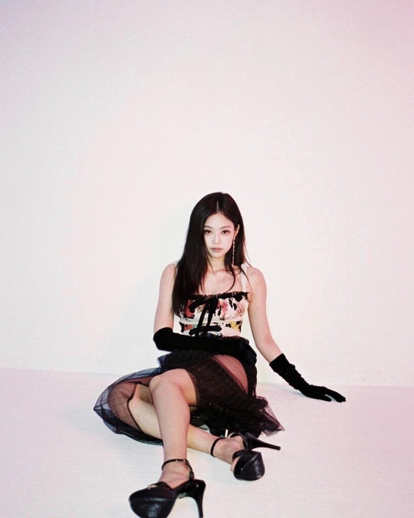 Jennie Instagram Update - 181020