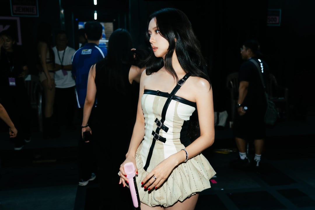 250712 Jisoo Weibo Update