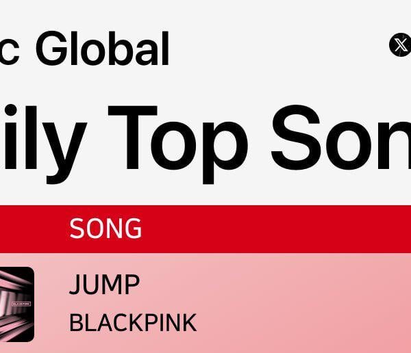 250717 BLACKPINK’s “JUMP” reaches a new peak of #2 (+4) on Global Apple Music today!
