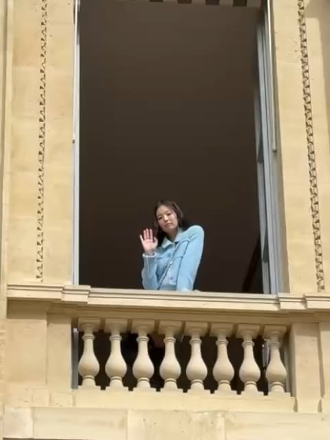 Jennie - 250722