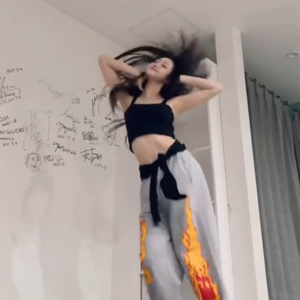 250717 BLACKPINK - 'JUMP' Dance Challenge by Mire (TRI.BE)