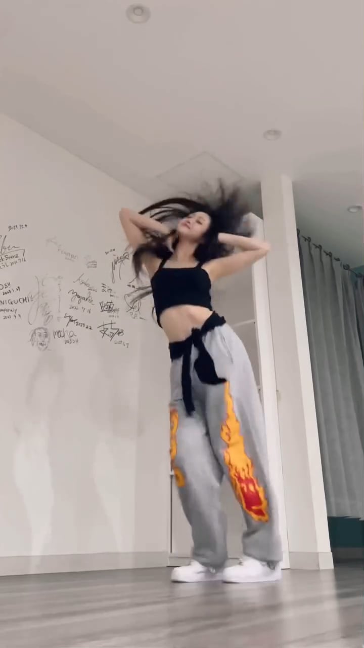 250717 BLACKPINK - 'JUMP' Dance Challenge by Mire (TRI.BE)