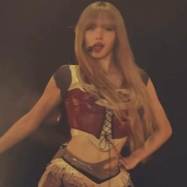 Lisa “Jump” dance ♥️