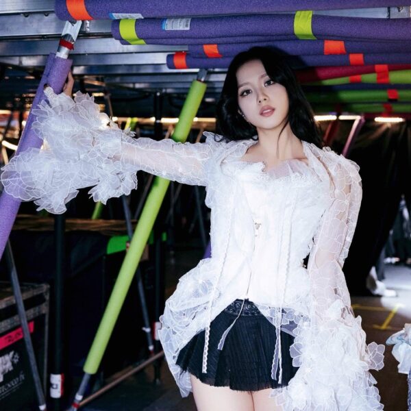 250728 JISOO APP Update | [📸] <DEADLINE> IN TORONTO