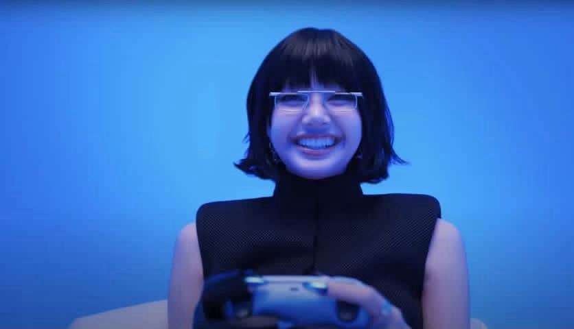 Lisa is in PlayStation