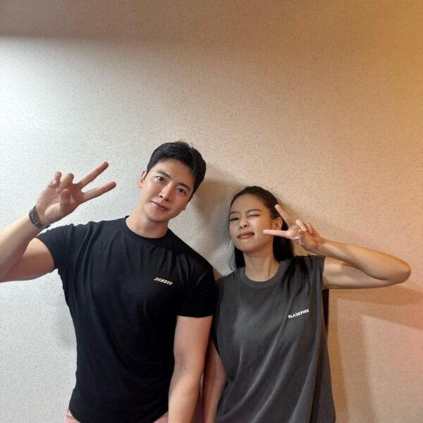 250710 juncore_ IG Update w/ Jennie & Lisa