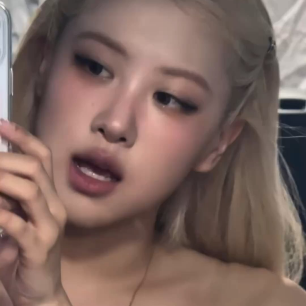 250725 Rosé IG Story Update