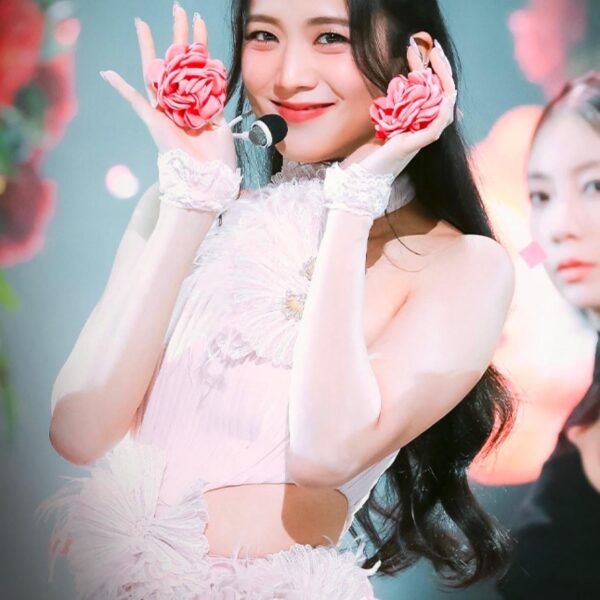 230416 Jisoo
