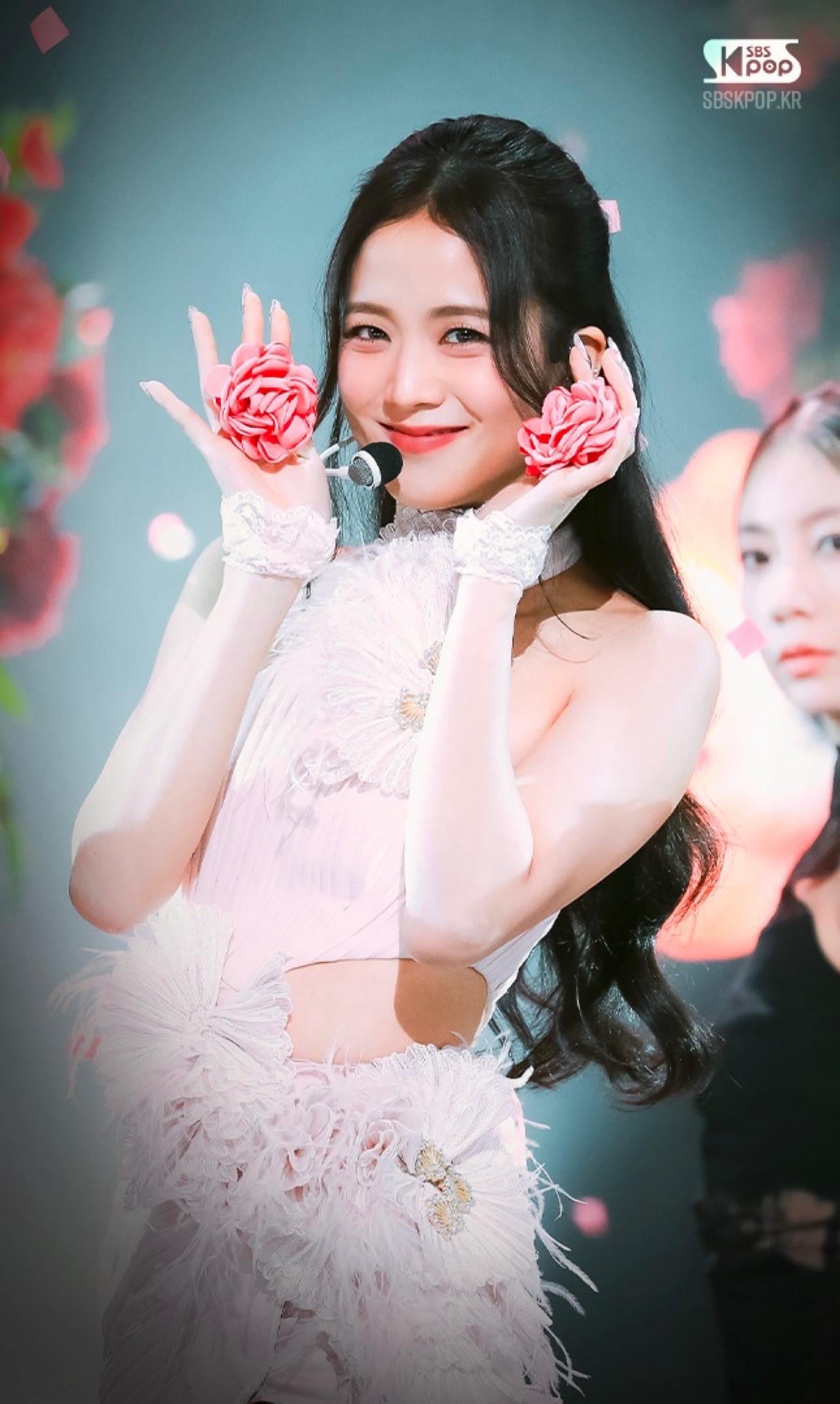230416 Jisoo