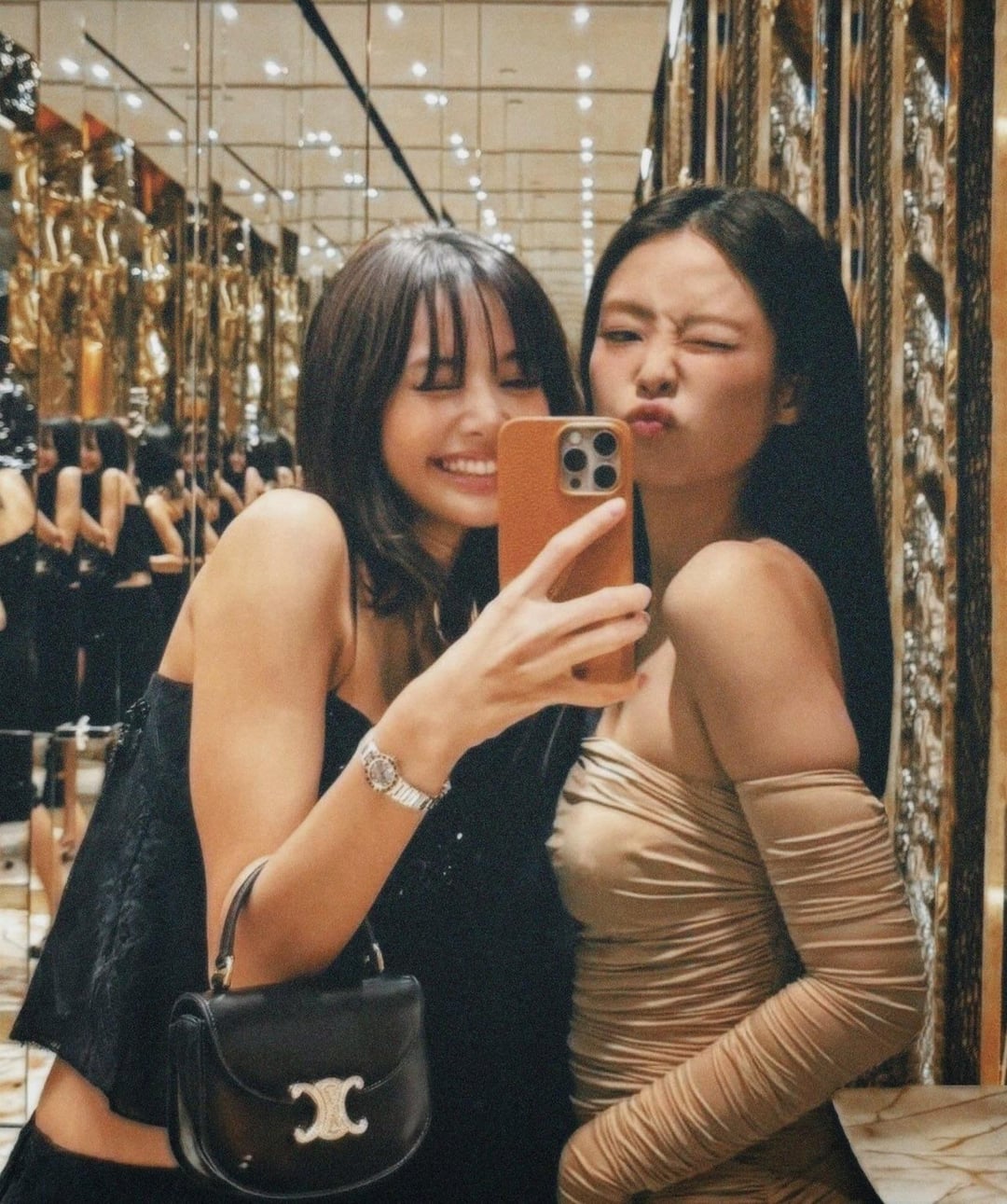 Lisa & Jennie ❤️