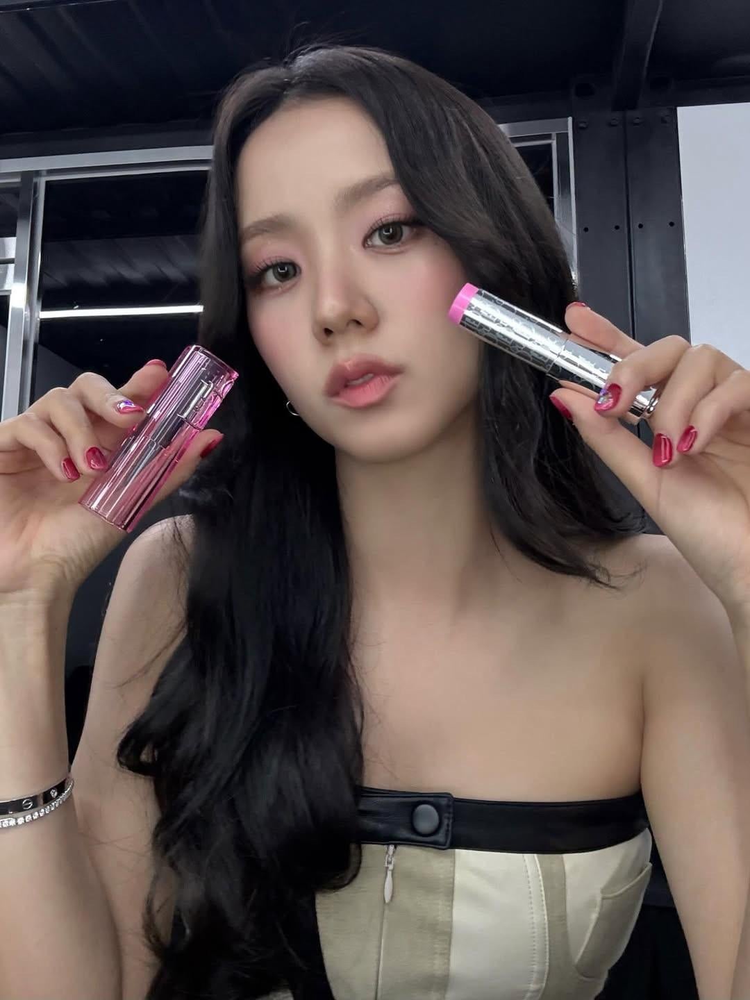 250709 Jisoo IG Update