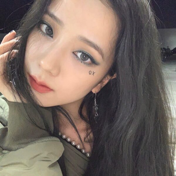 201002 Jisoo