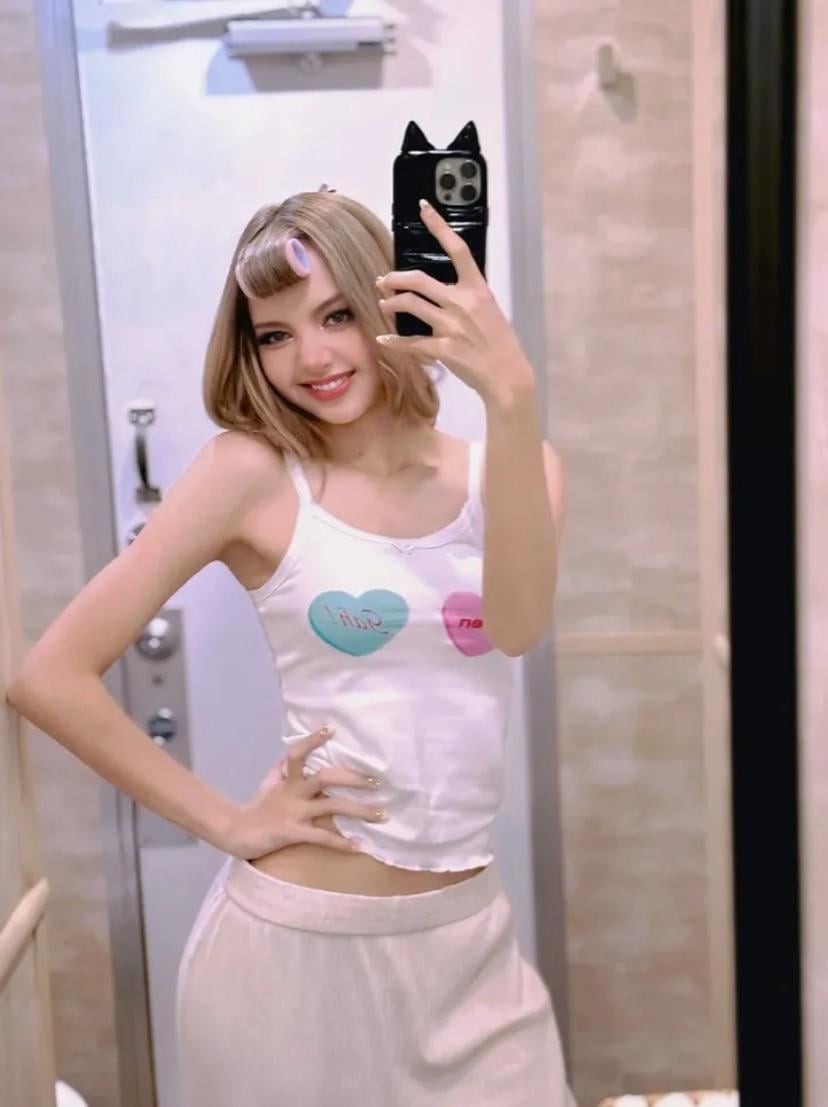 Lisa 🔥