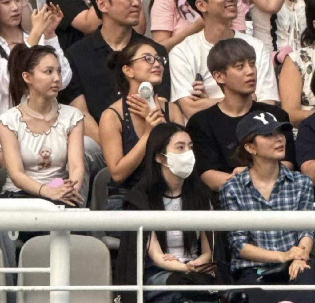 250706 Red Velvet Irene & Seulgi @ BLACKPINK WORLD TOUR <DEADLINE> IN GOYANG D2