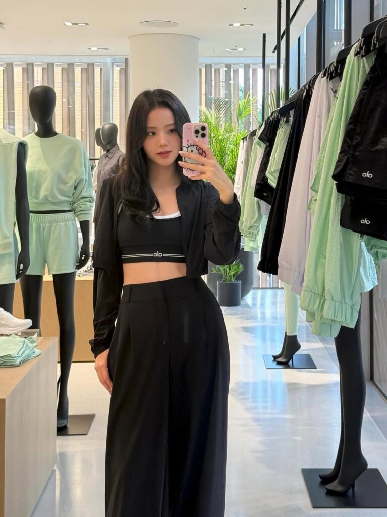 250702 Jisoo IG Update