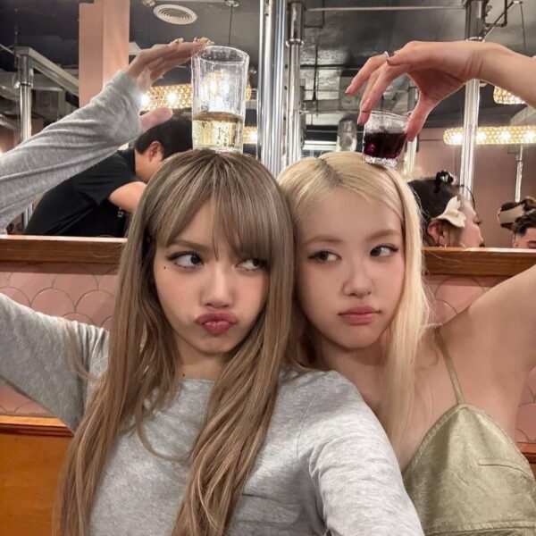 250718 Lisa IG Update w/ ROSÉ