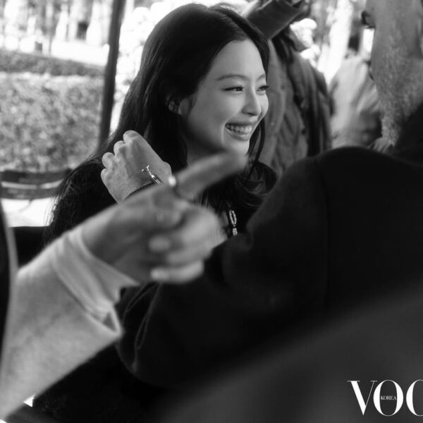 Jennie x Chanel 'Fall/Winter 2025/26 Campaign' - Behind Photos