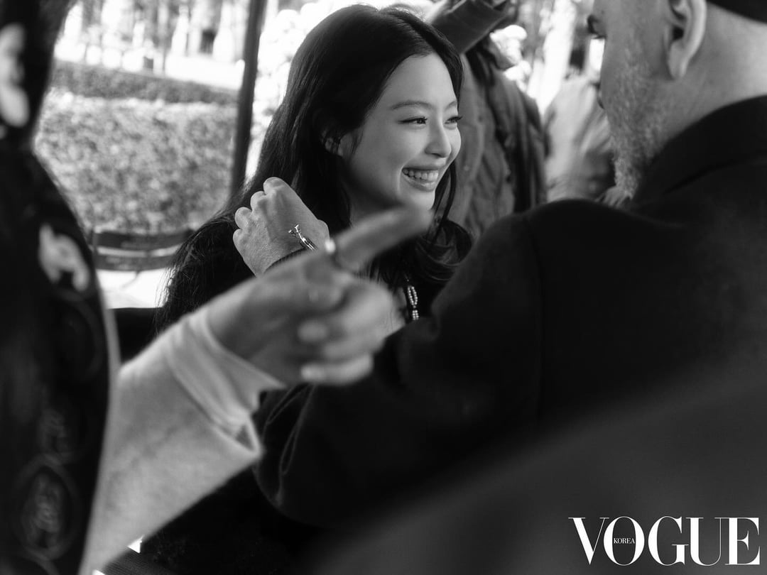Jennie x Chanel 'Fall/Winter 2025/26 Campaign' - Behind Photos