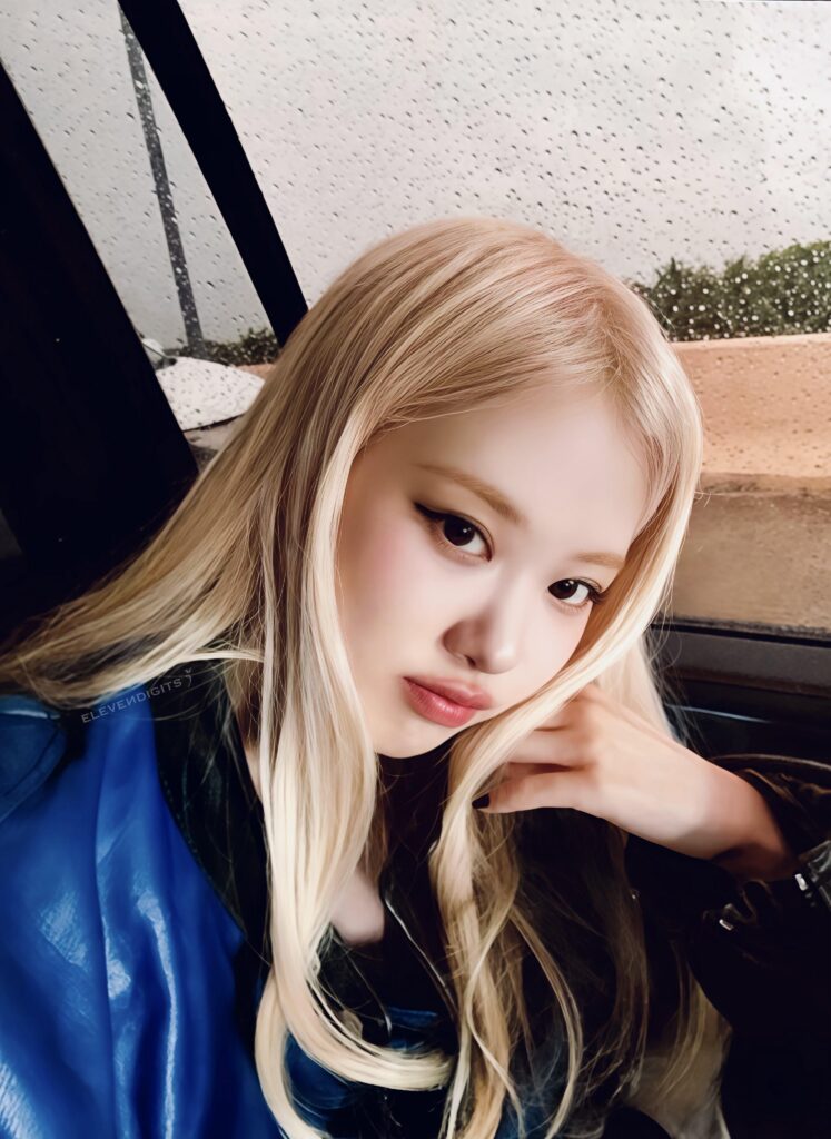 ROSÉ - ‘rosie’ Target Exclusive Photocard